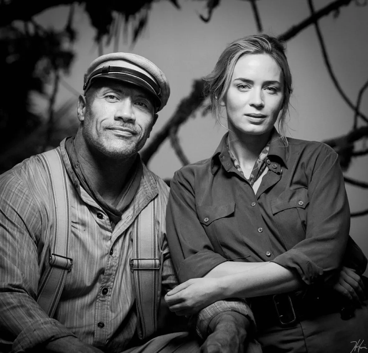 Dwayne Johnson and Emily Blunt in Jungle Cruise (2021)