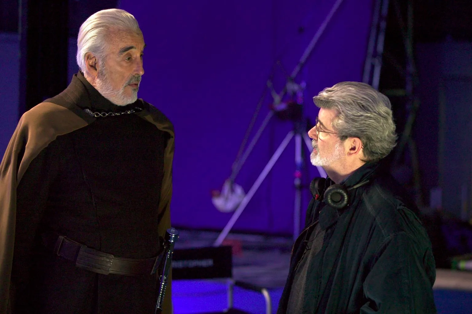 George Lucas and Christopher Lee in Star Wars: Episode III - Revenge of the Sith (2005)