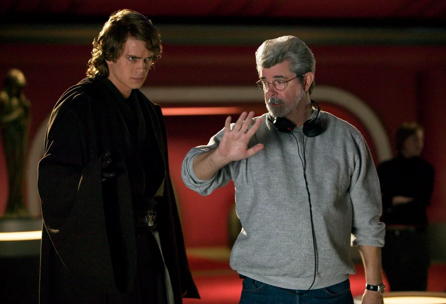 George Lucas and Hayden Christensen in Star Wars: Episode III - Revenge of the Sith (2005)