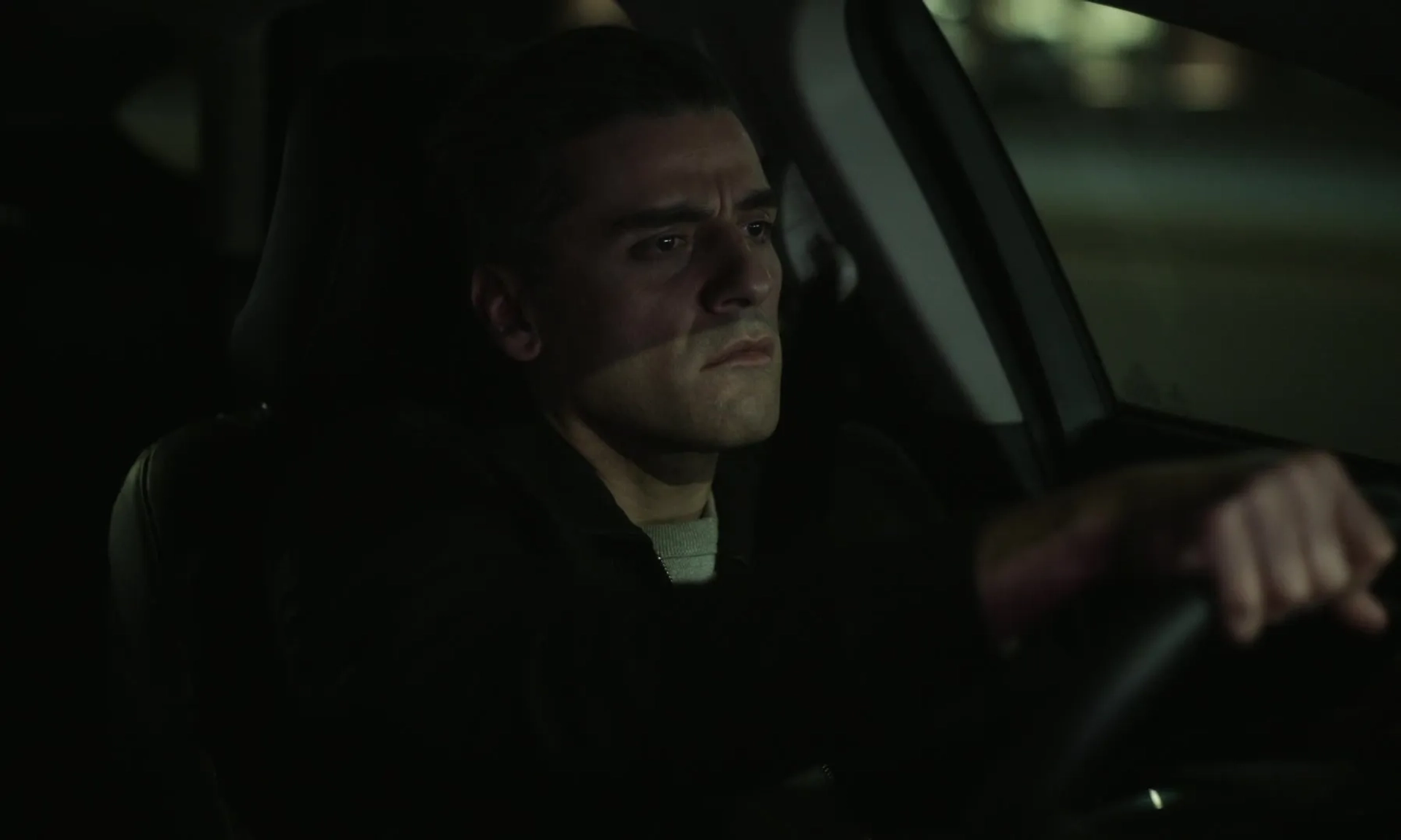 Oscar Isaac in The Card Counter (2021)