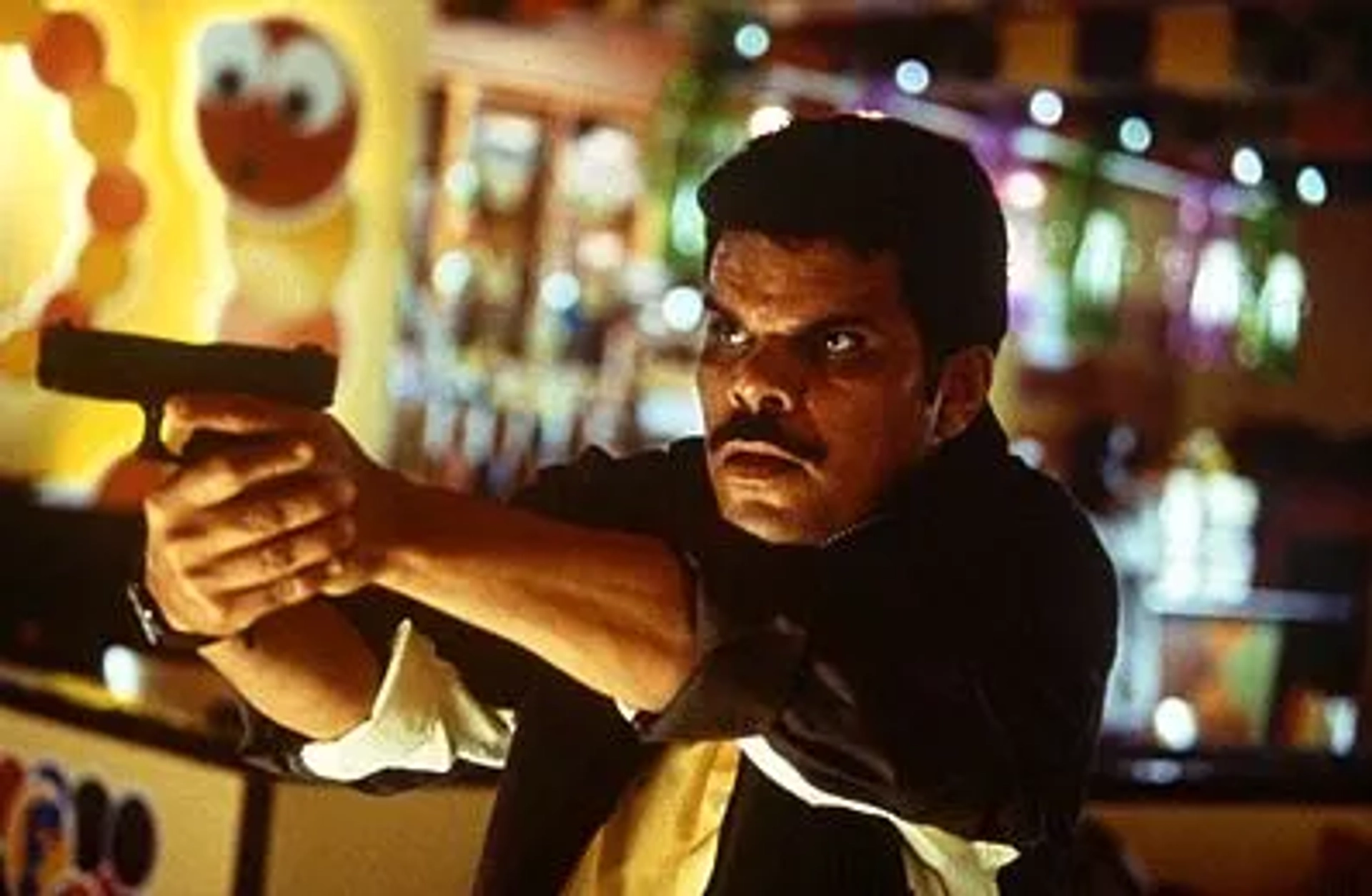 Luis Guzmán stars as Ray Castro