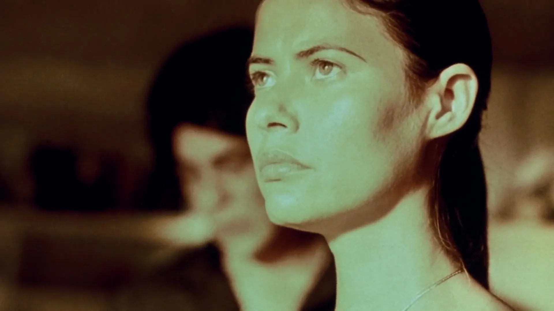 Benicio Del Toro and Marisol Padilla Sánchez in Traffic (2000)