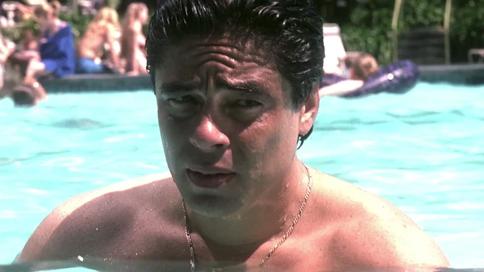 Benicio Del Toro in Traffic (2000)