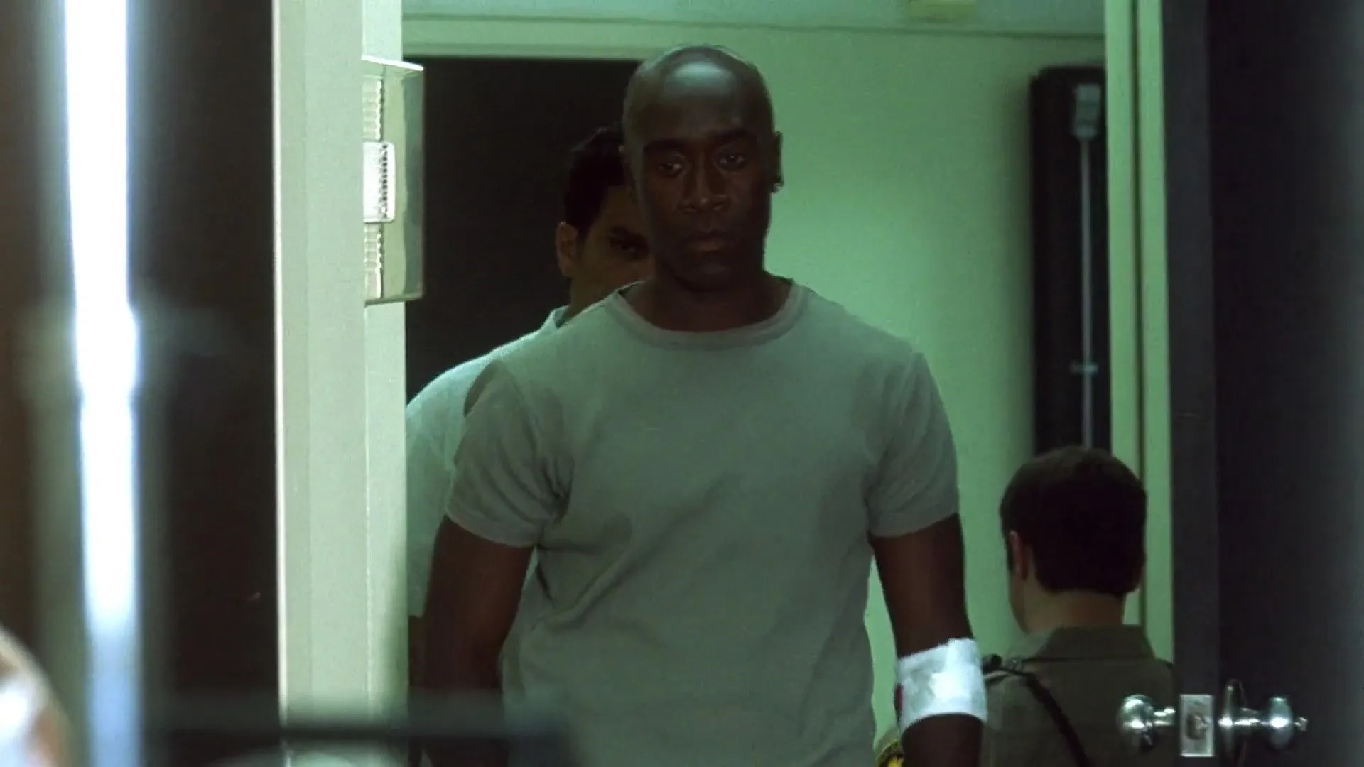 Don Cheadle and Luis Guzmán in Traffic (2000)