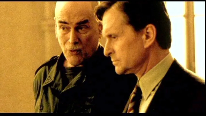 Michael Douglas and Tomas Milian in Traffic (2000)