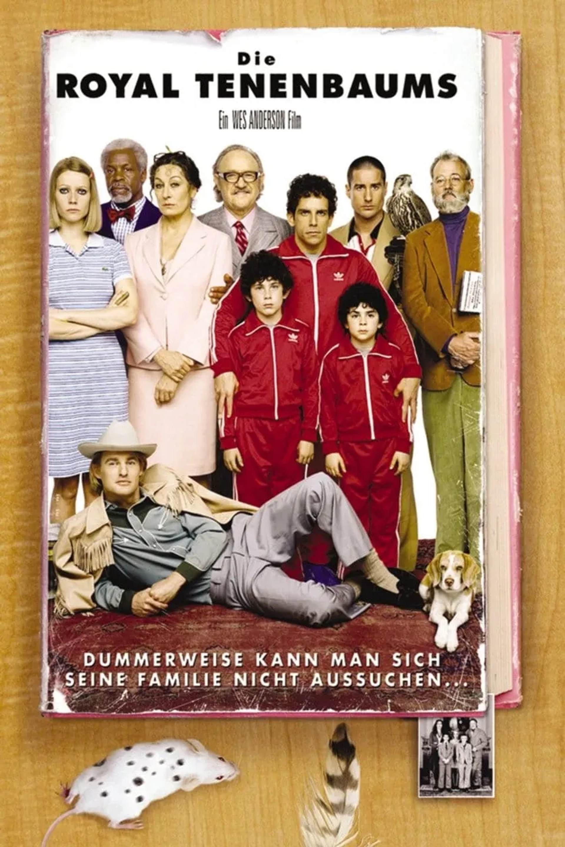 Bill Murray, Danny Glover, Gene Hackman, Gwyneth Paltrow, Anjelica Huston, Ben Stiller, Luke Wilson, Owen Wilson, Jonah Meyerson, and Grant Rosenmeyer in The Royal Tenenbaums (2001)