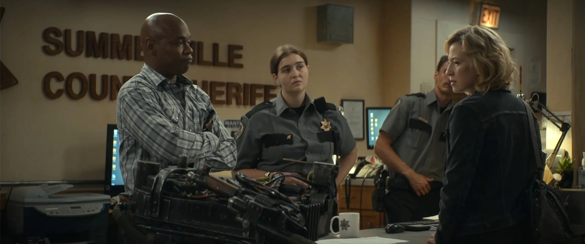 Bokeem Woodbine, Carrie Coon, and Stella Aykroyd in Ghostbusters: Afterlife (2021)