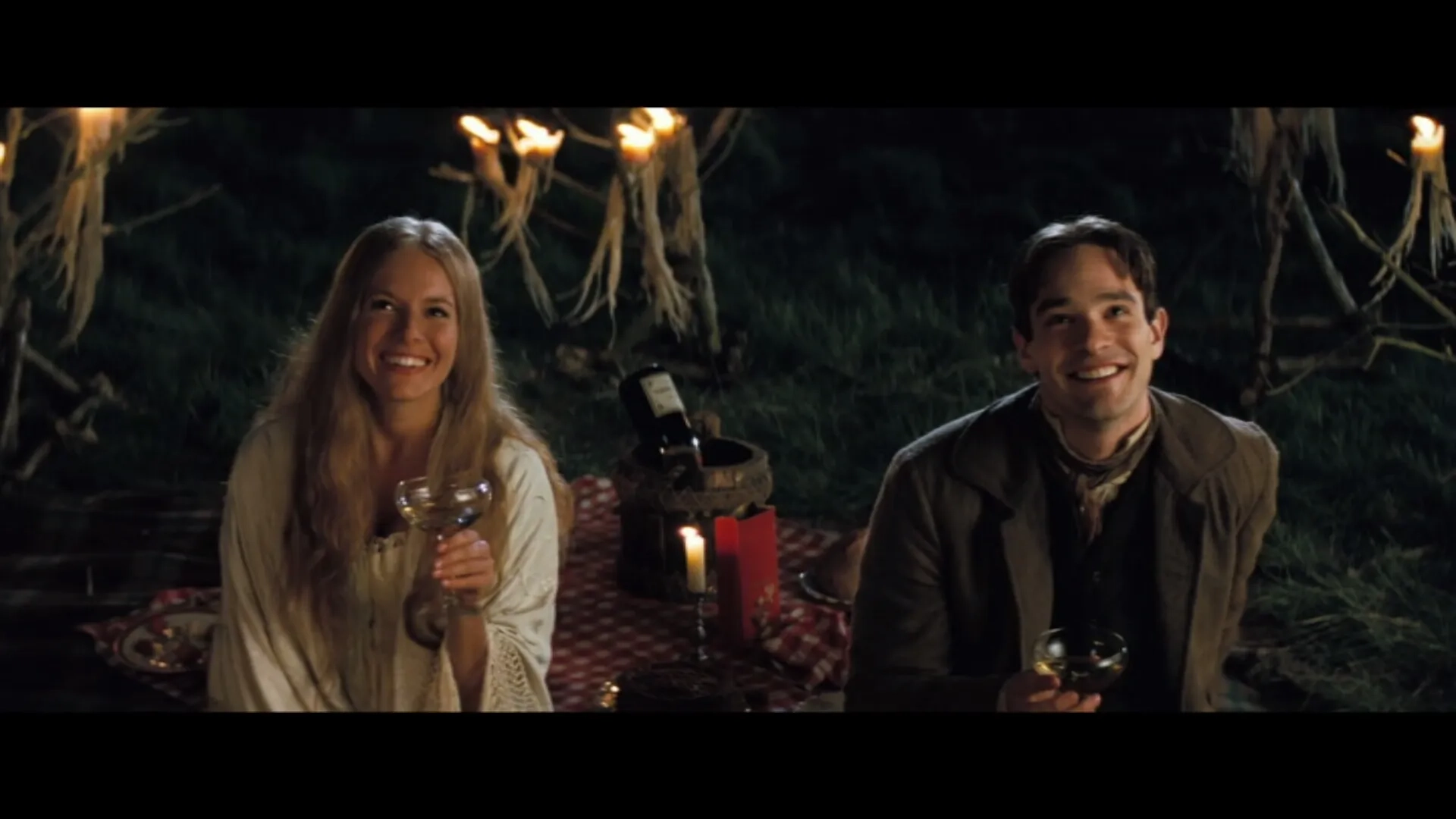 Sienna Miller and Charlie Cox in Stardust (2007)