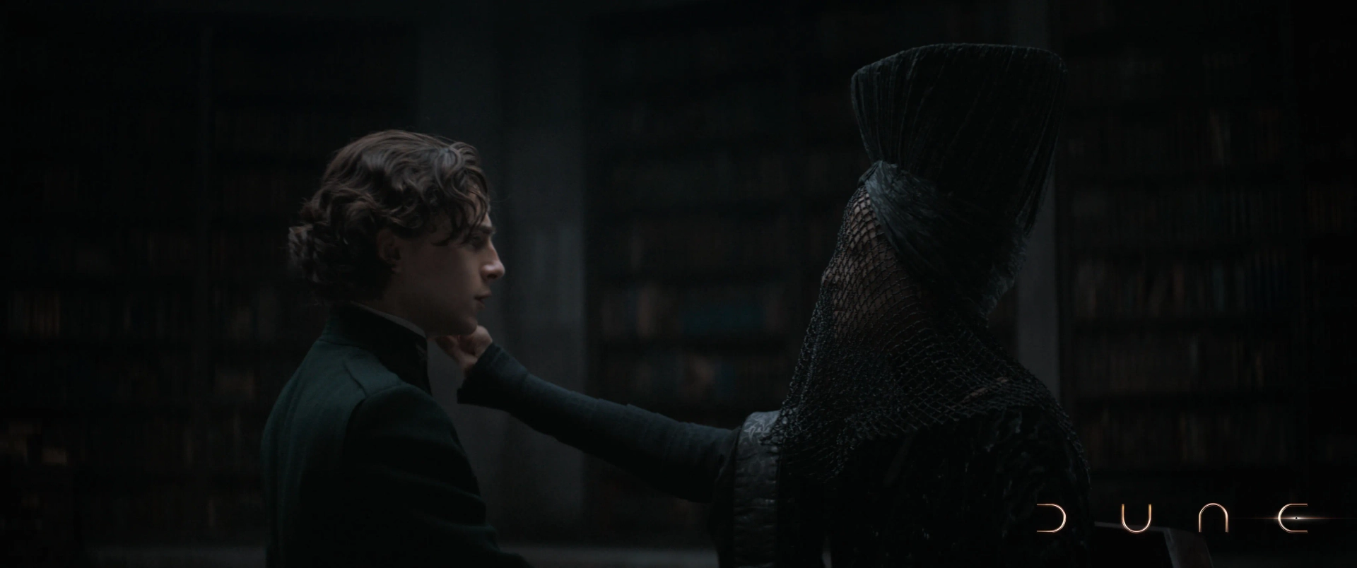 Charlotte Rampling and Timothée Chalamet in Dune (2021)