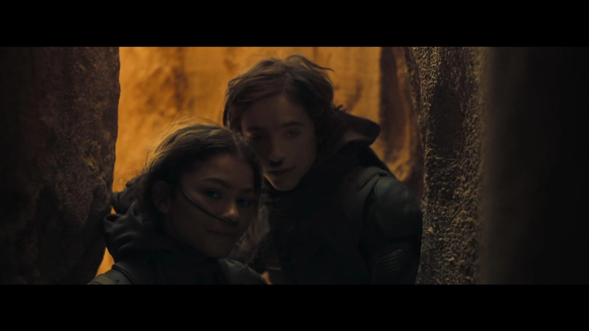 Timothée Chalamet and Zendaya in Dune (2021)