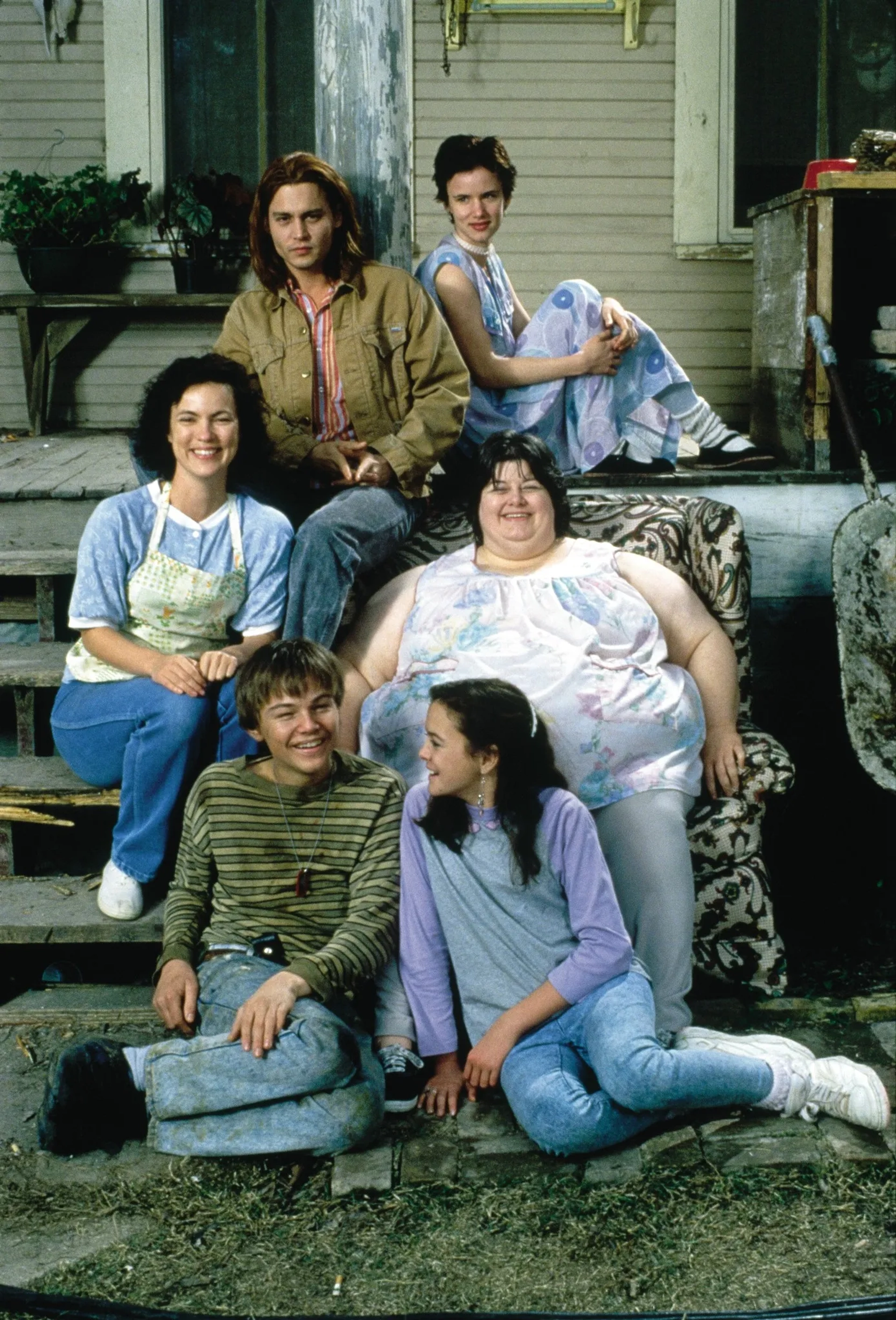 Johnny Depp, Leonardo DiCaprio, Juliette Lewis, Darlene Cates, Laura Harrington, and Mary Kate Schellhardt in What's Eating Gilbert Grape (1993)