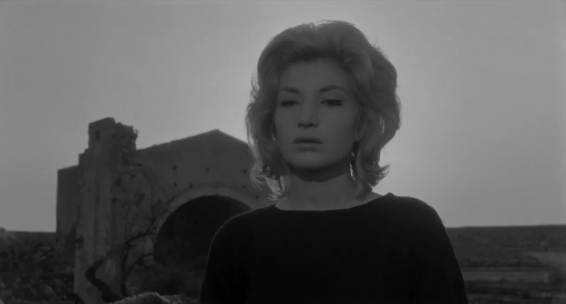 Monica Vitti in L'Avventura (1960)