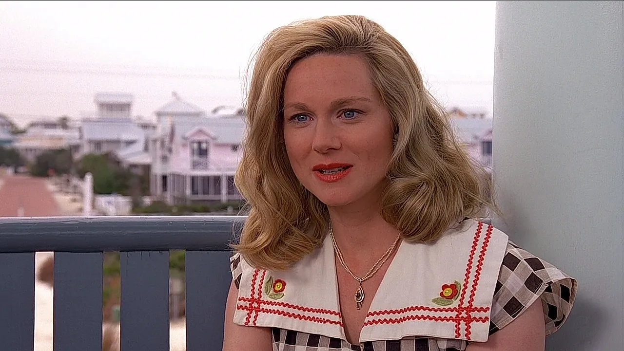 Laura Linney in The Truman Show (1998)