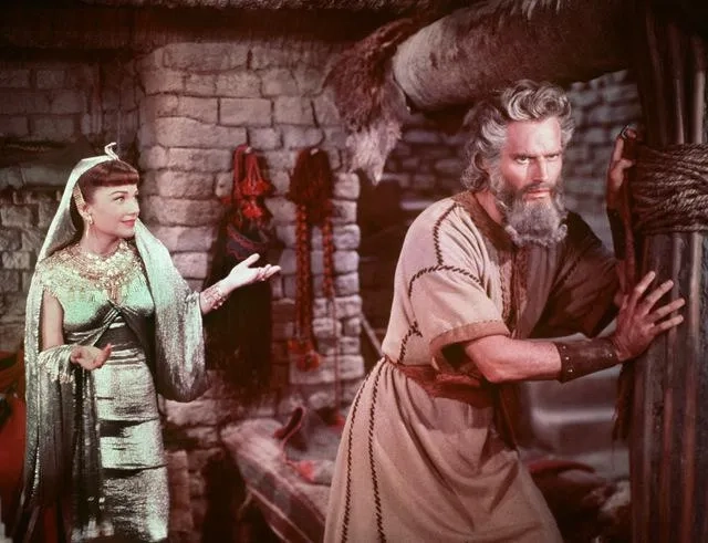 Charlton Heston and Anne Baxter in The Ten Commandments (1956)