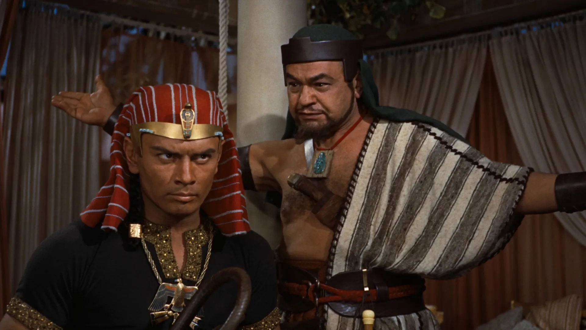 Edward G. Robinson and Yul Brynner in The Ten Commandments (1956)
