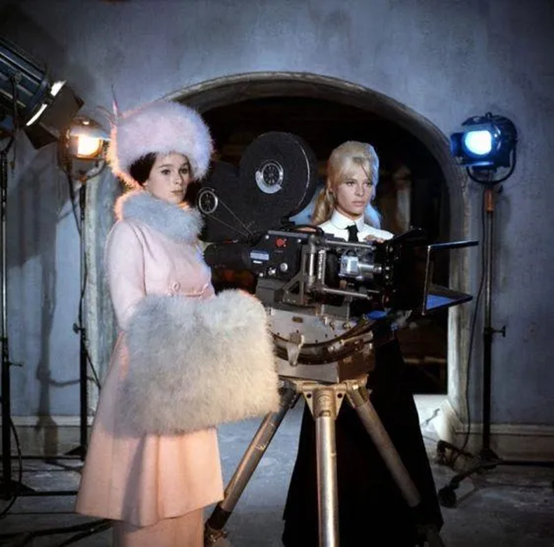 Geraldine Chaplin and Julie Christie in Doctor Zhivago (1965)