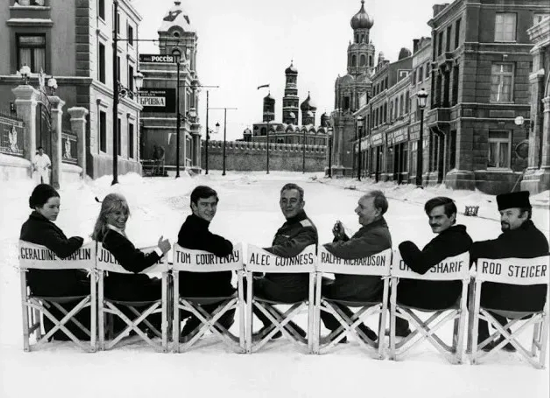 Alec Guinness, Geraldine Chaplin, Julie Christie, Omar Sharif, Rod Steiger, Tom Courtenay, and Ralph Richardson at an event for Doctor Zhivago (1965)