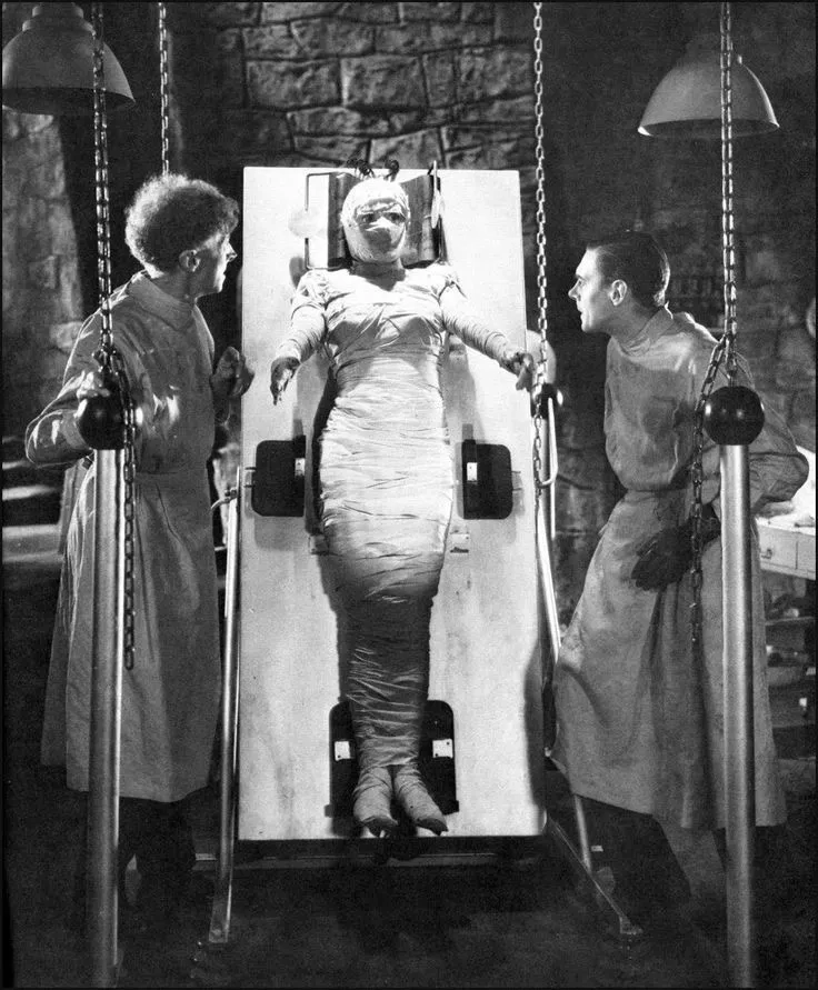 Elsa Lanchester, Colin Clive, and Ernest Thesiger in Bride of Frankenstein (1935)