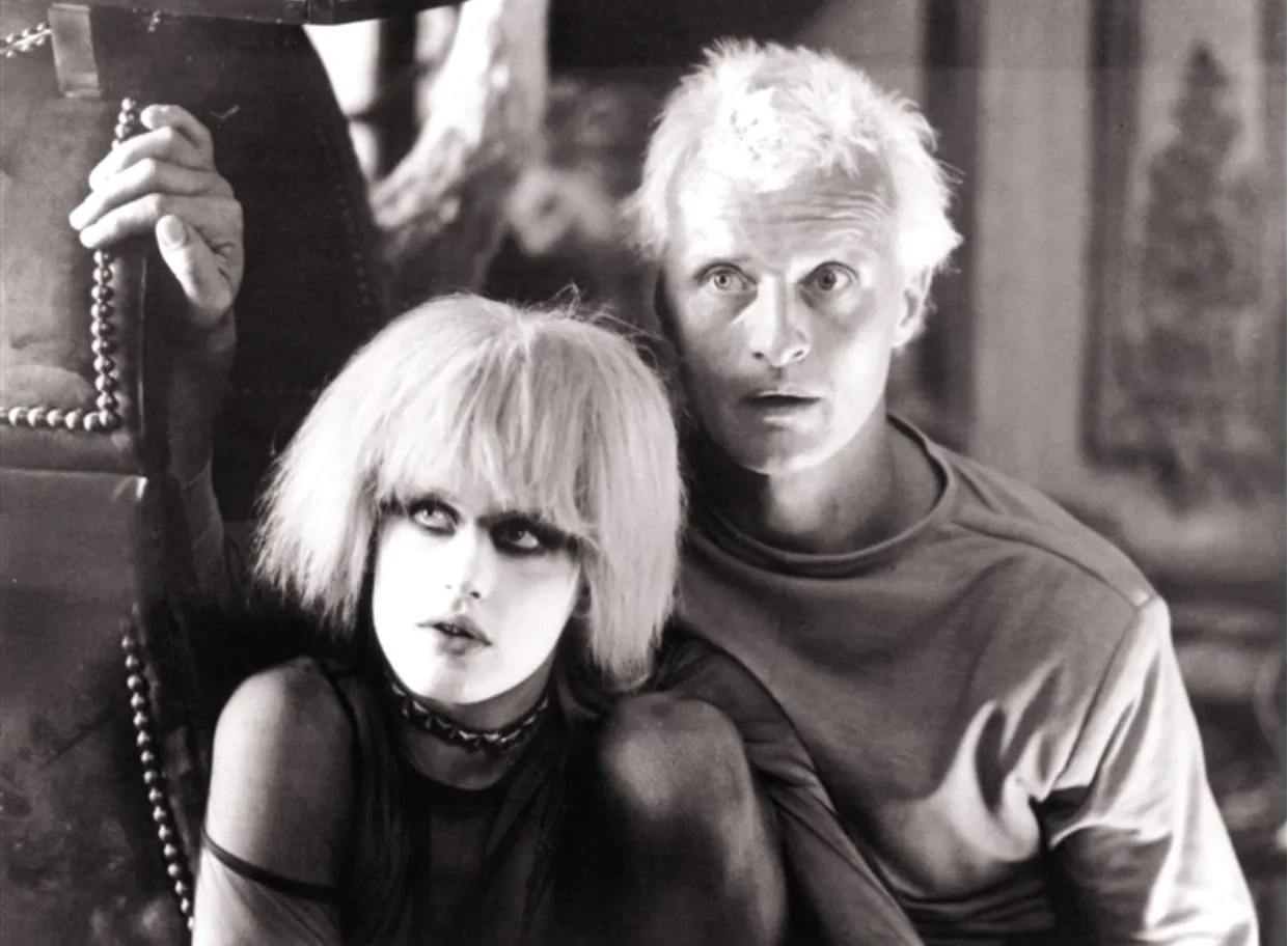 Daryl Hannah and Rutger Hauer in Blade Runner (1982)