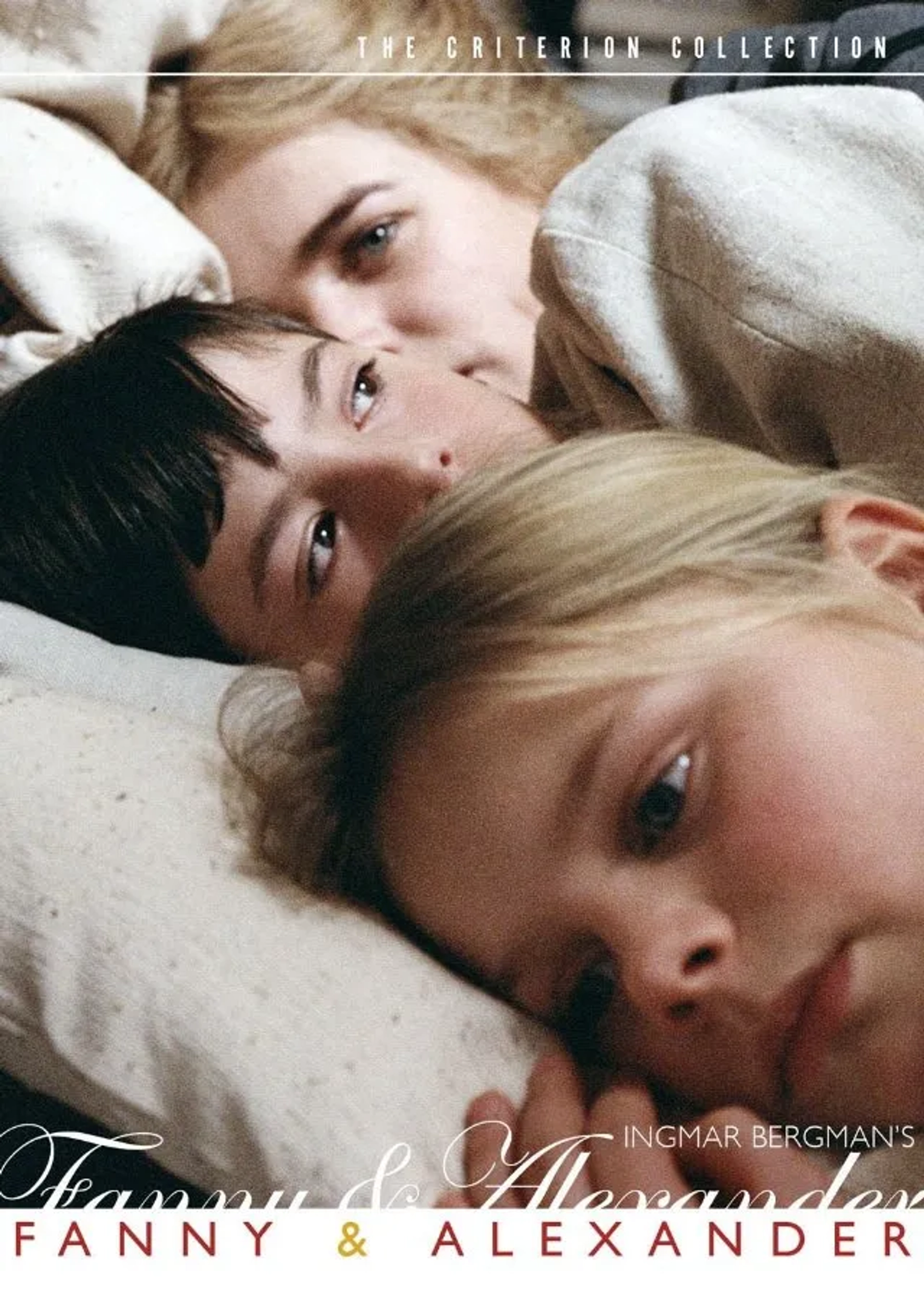 Pernilla Allwin, Ewa Fröling, and Bertil Guve in Fanny and Alexander (1982)