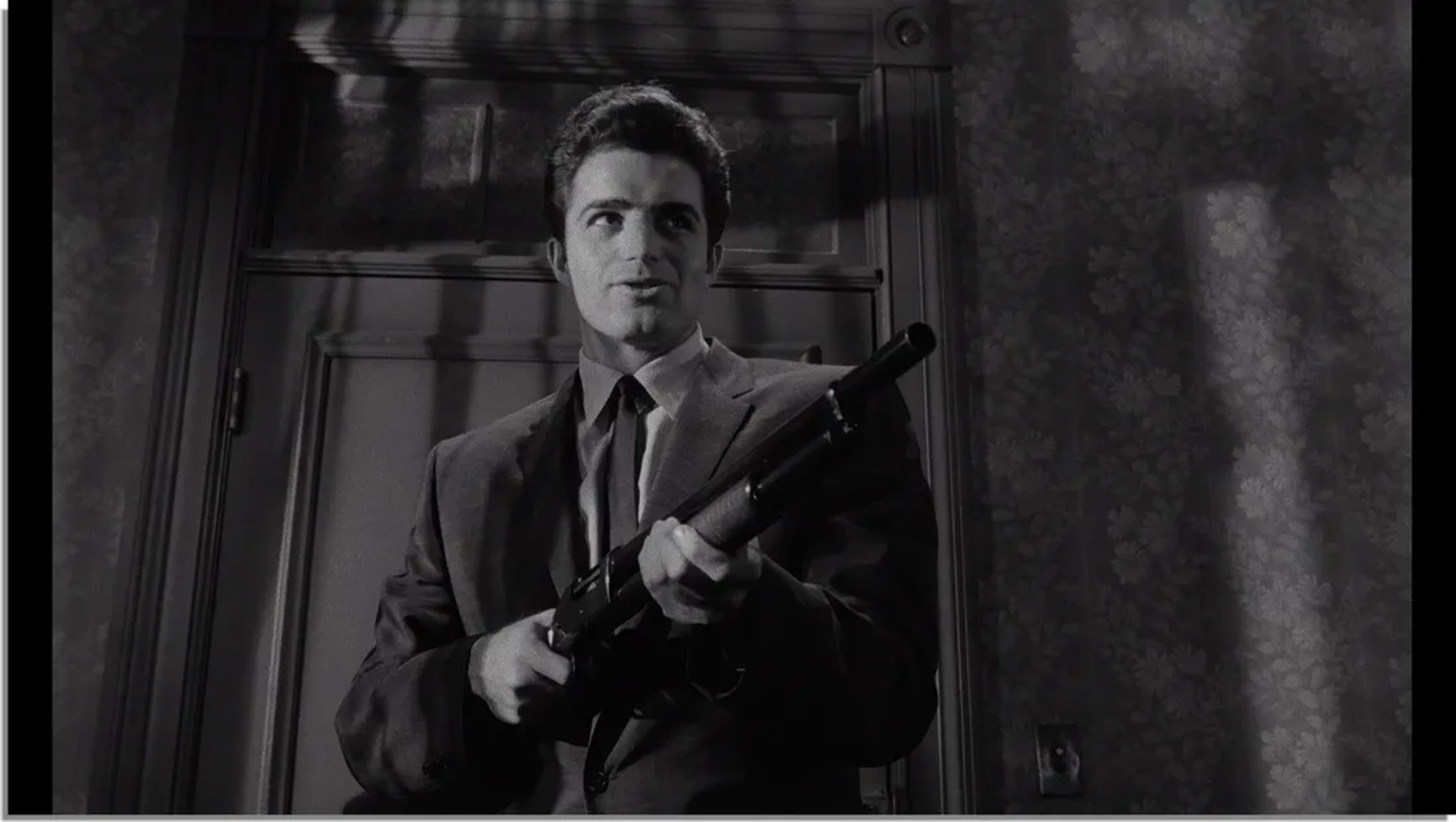 Vince Edwards in The Killing (1956)