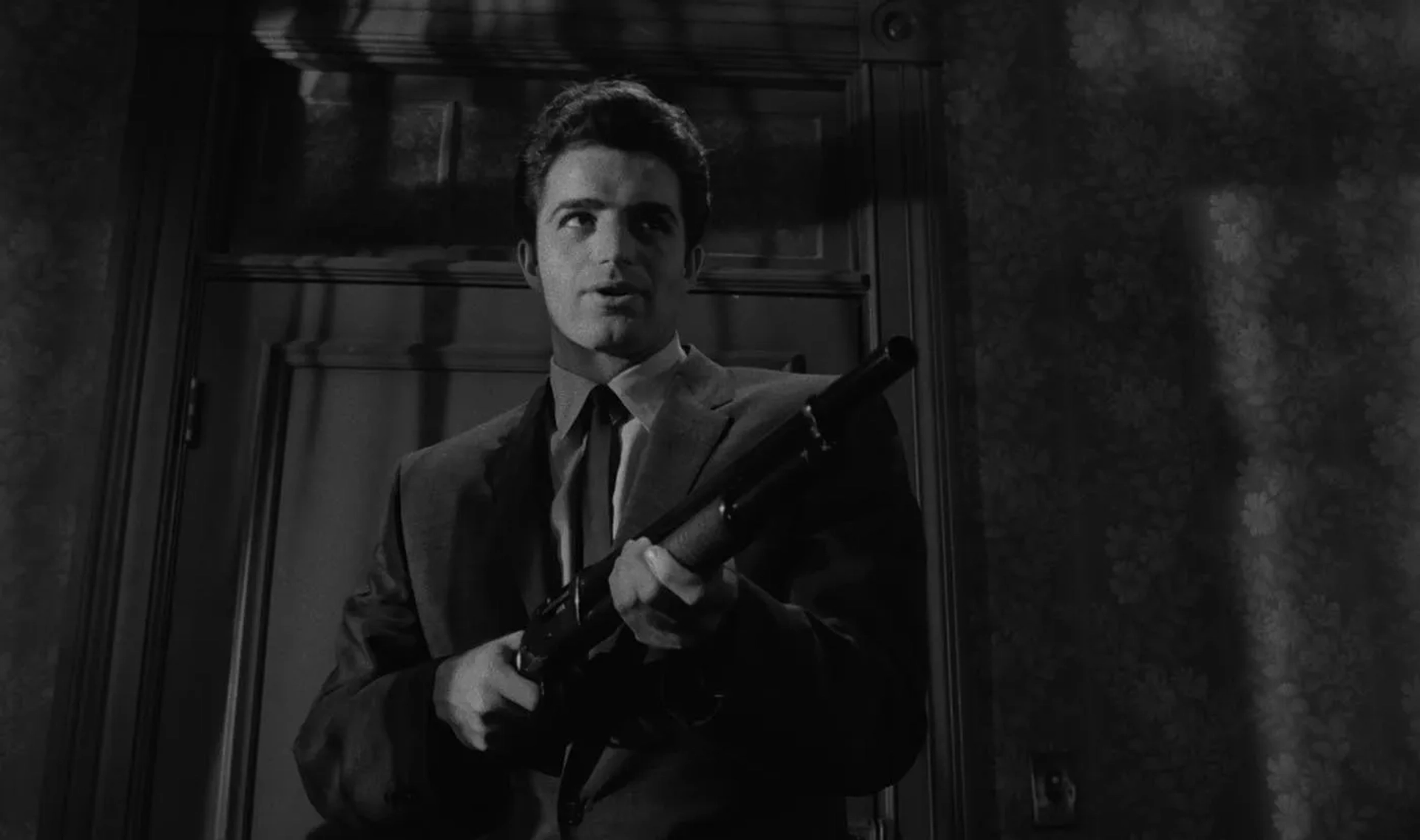 Vince Edwards in The Killing (1956)