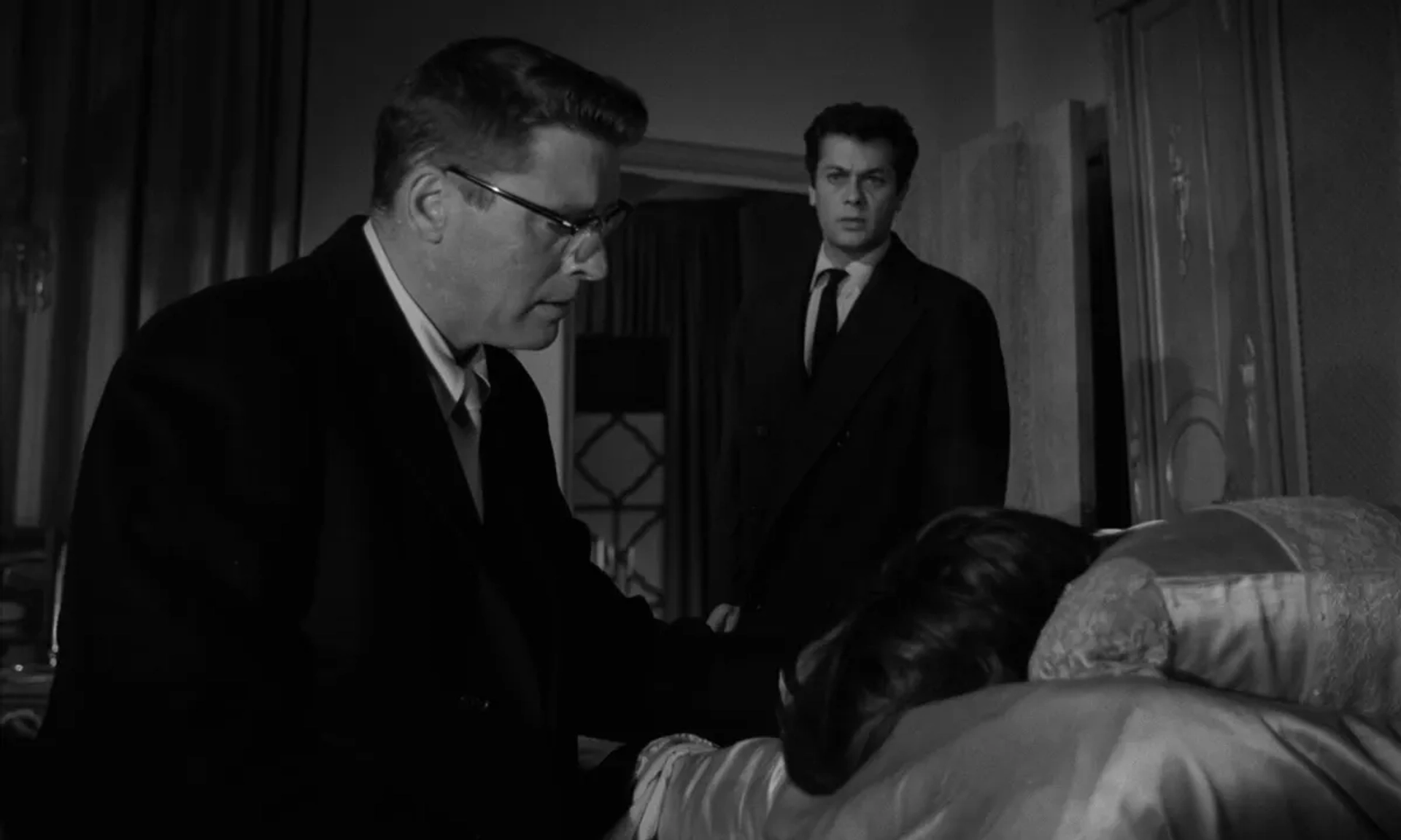 Burt Lancaster, Tony Curtis, and Susan Harrison in Sweet Smell of Success (1957)