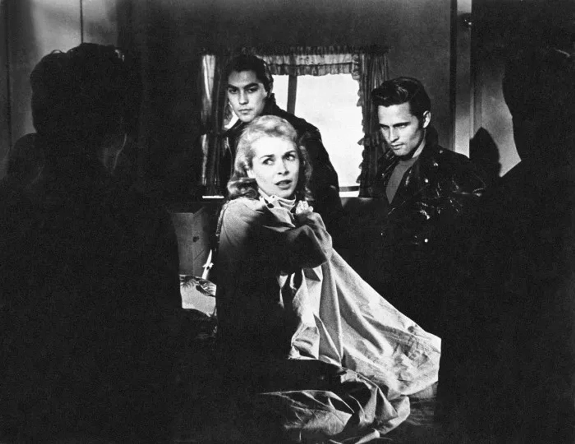 Janet Leigh and Valentin de Vargas in Touch of Evil (1958)