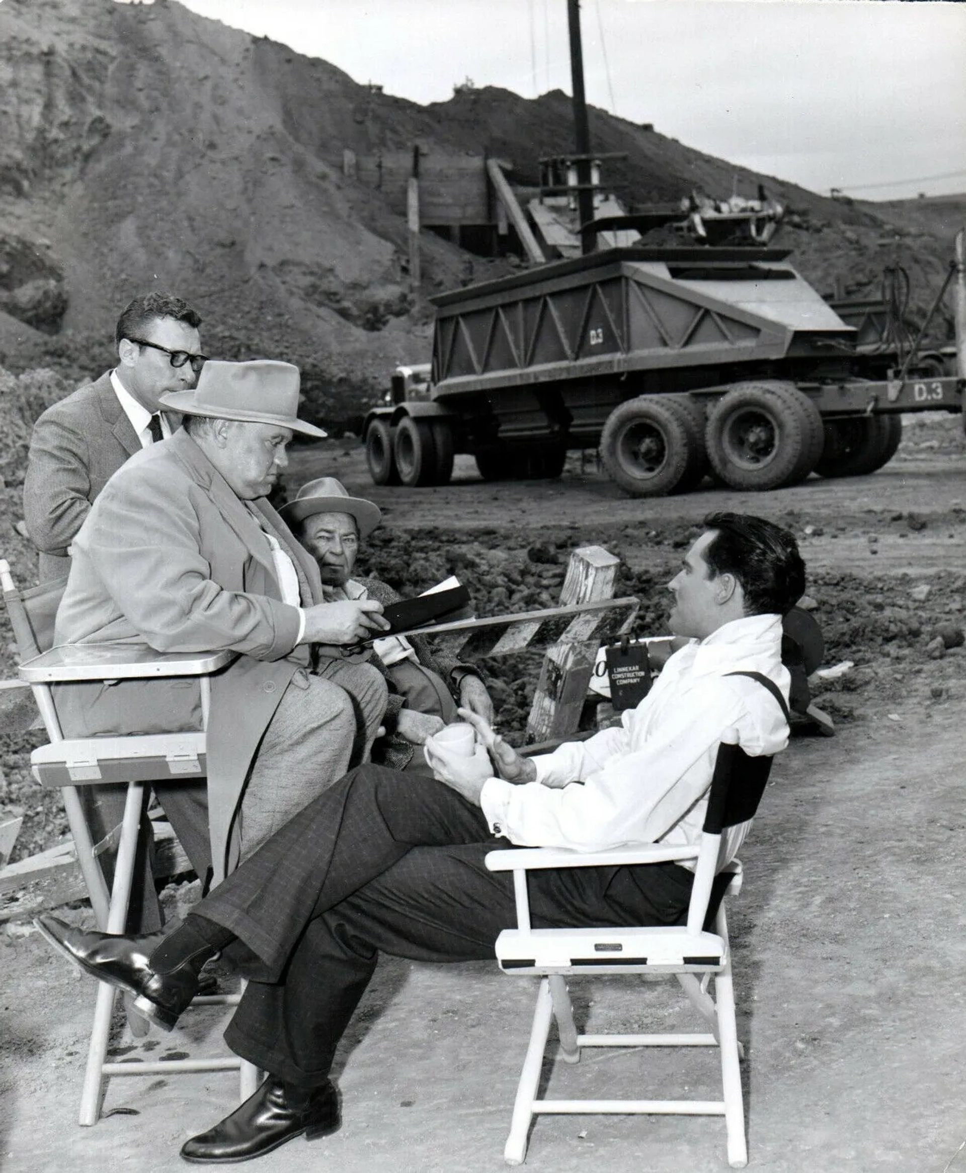 Charlton Heston, Orson Welles, and Mort Mills in Touch of Evil (1958)