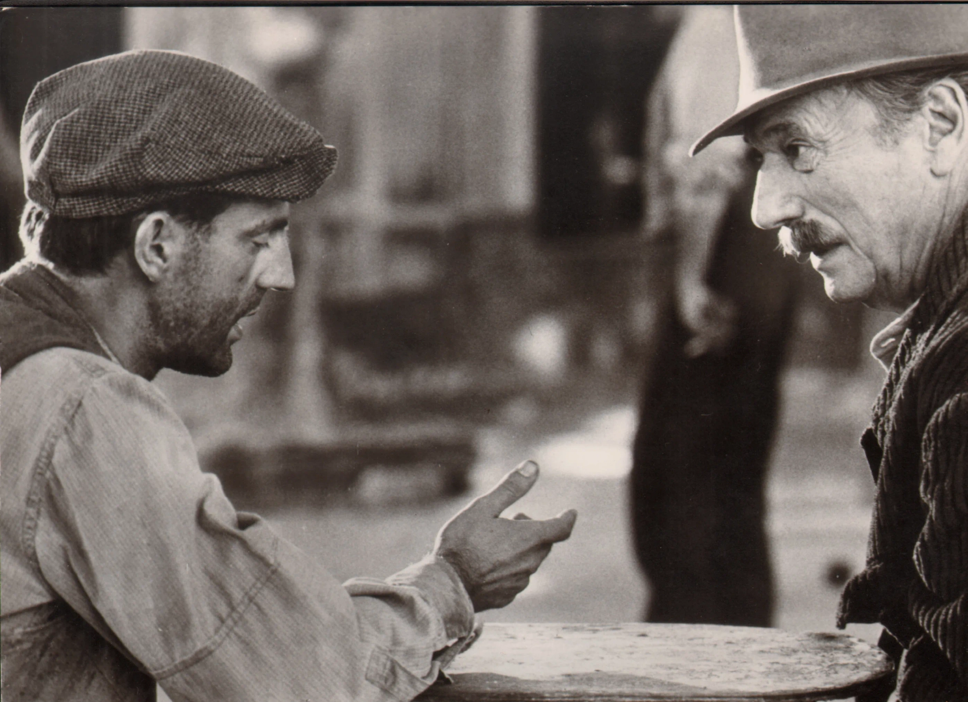 Daniel Auteuil and Yves Montand in Jean de Florette (1986)