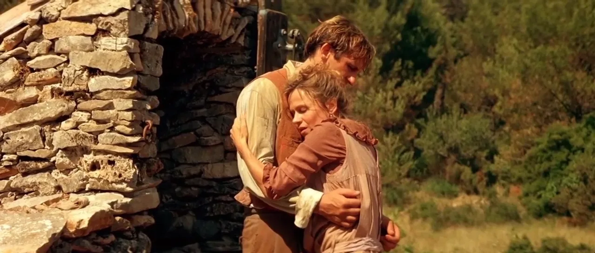 Gérard Depardieu and Elisabeth Depardieu in Jean de Florette (1986)