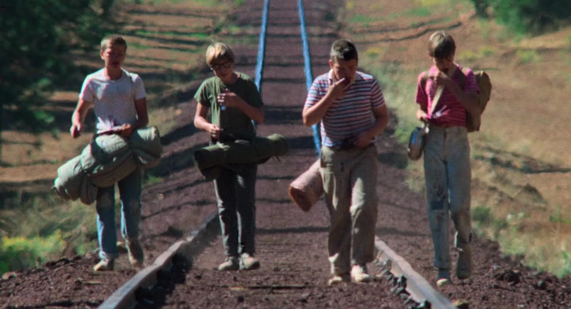 River Phoenix, Corey Feldman, Wil Wheaton, and Jerry O'Connell in Stand by Me (1986)