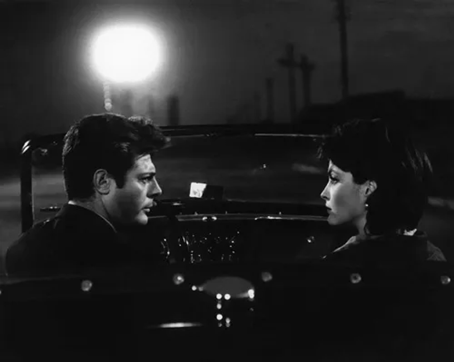 Marcello Mastroianni and Yvonne Furneaux in La Dolce Vita (1960)