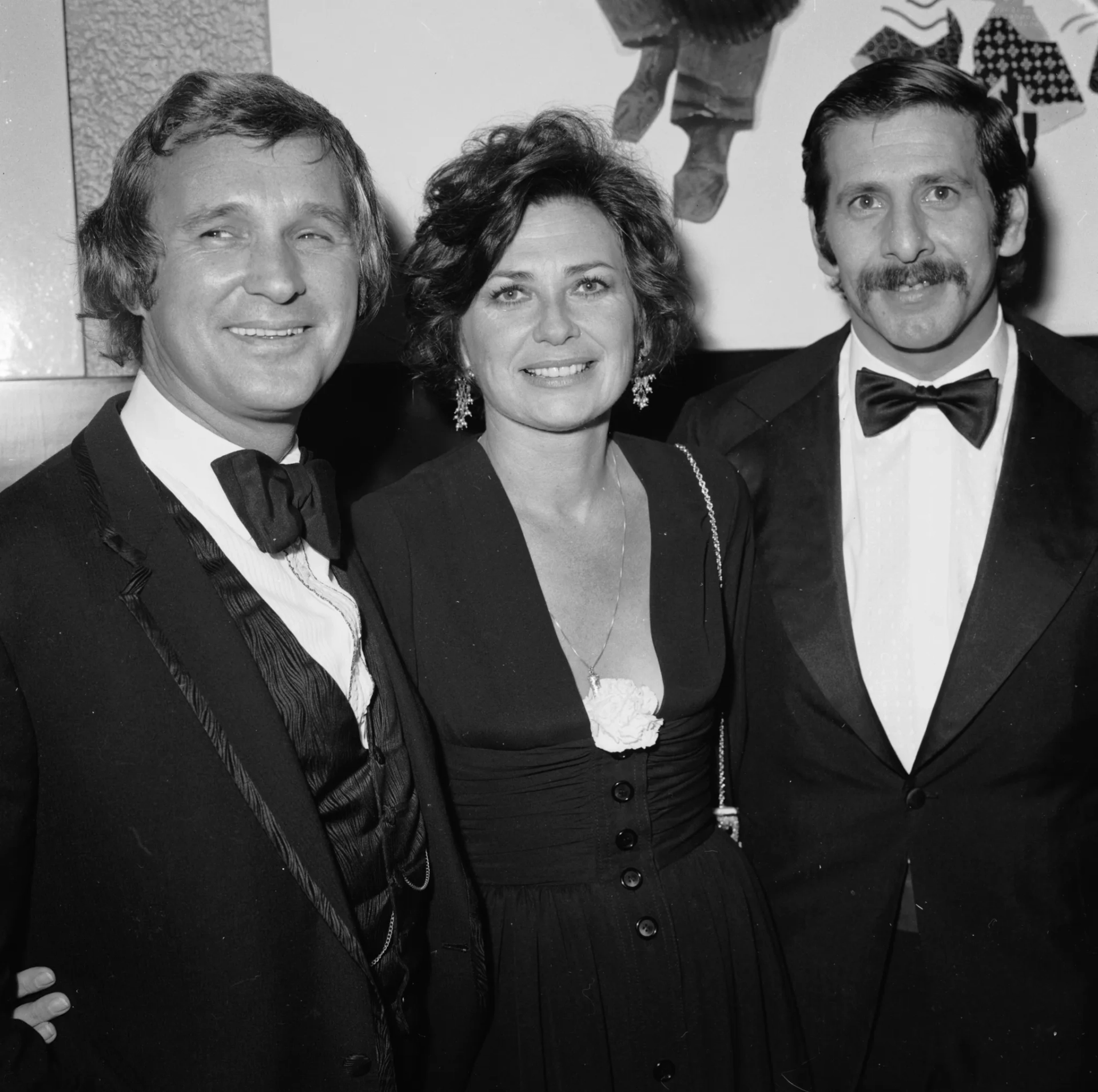 Norma Crane, Norman Jewison, and Topol in Fiddler on the Roof (1971)