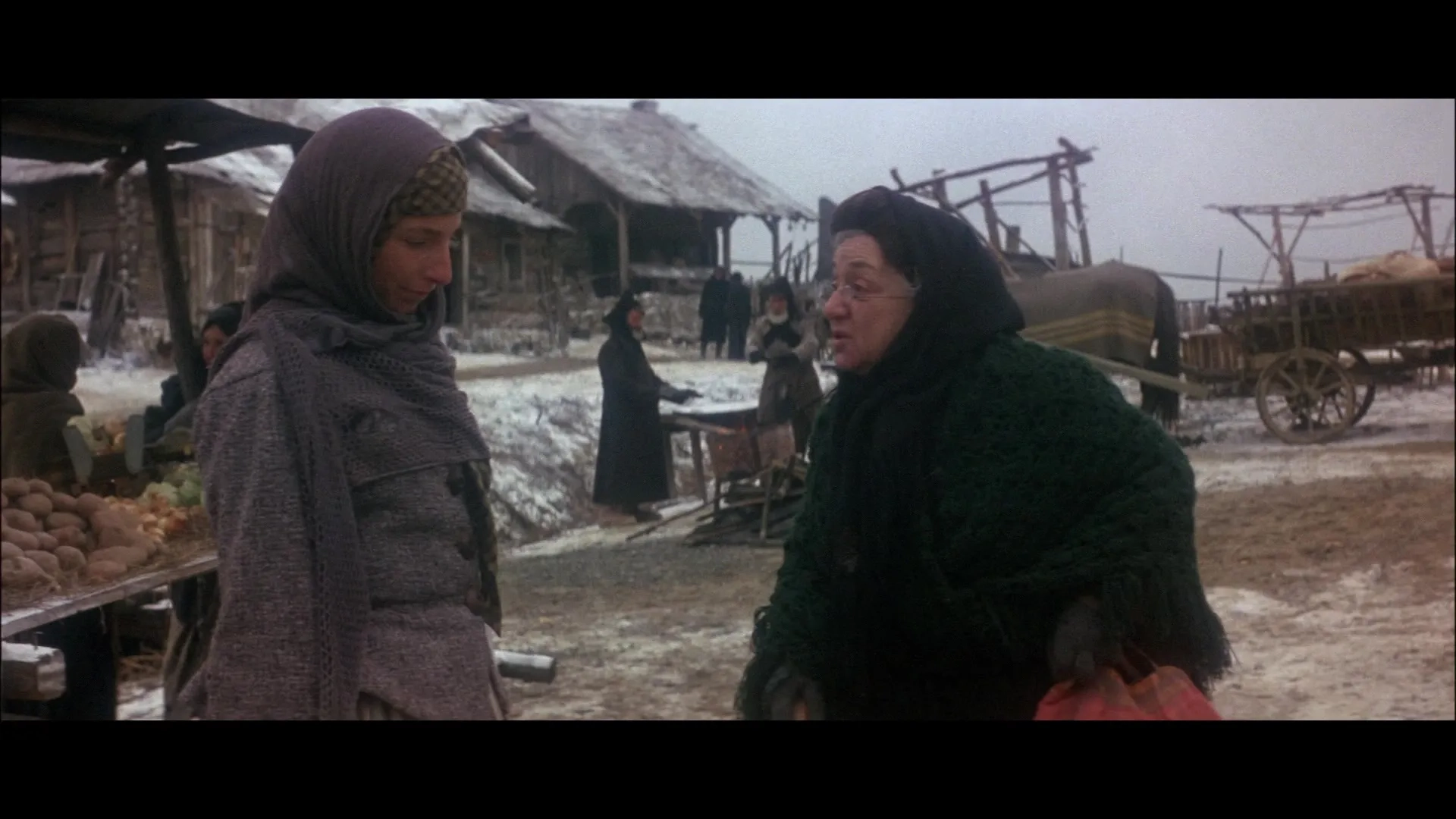 Rosalind Harris and Molly Picon in Fiddler on the Roof (1971)