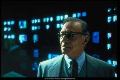 Christopher Plummer co-stars as legendary newsman Mike Wallace