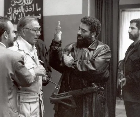 Christopher Plummer and Sayed Badreya in The Insider (1999)