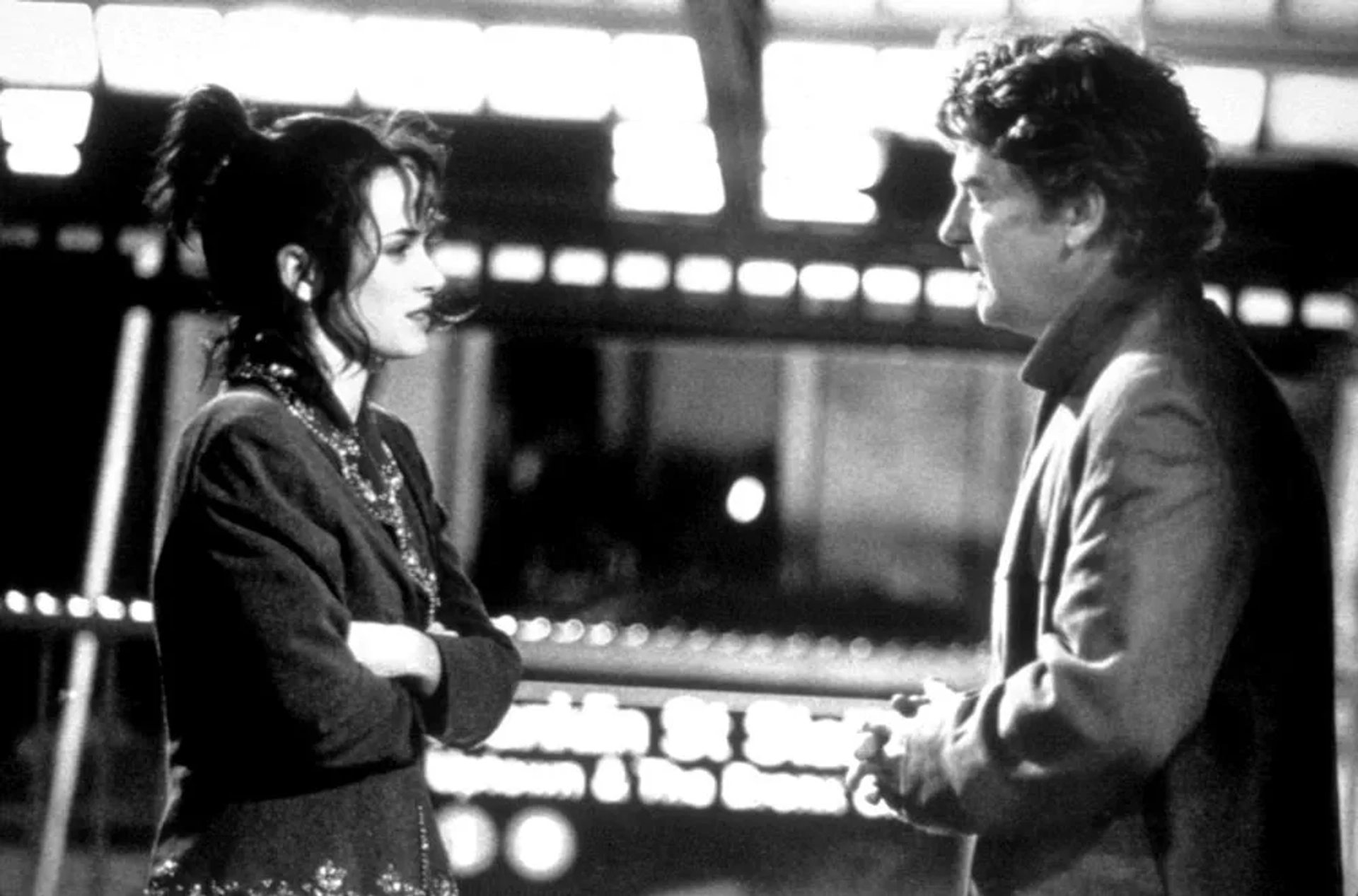 Kenneth Branagh and Winona Ryder in Celebrity (1998)