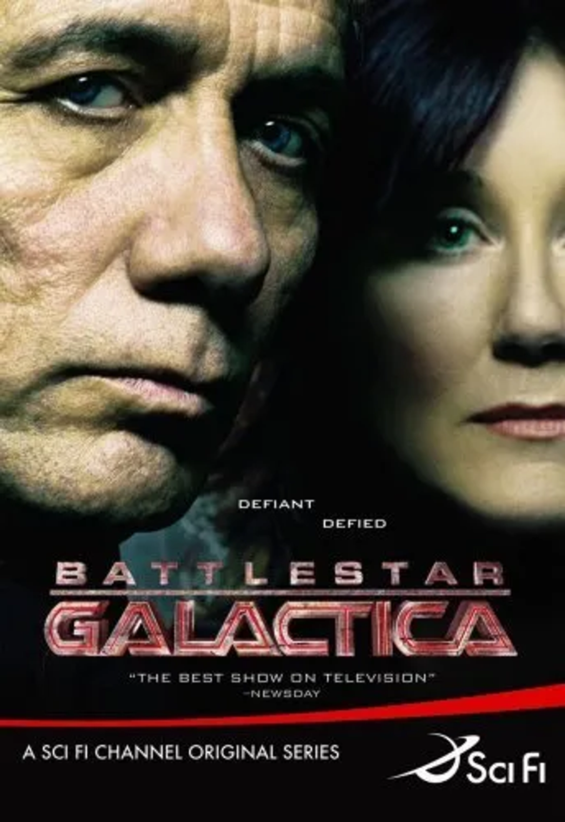 Mary McDonnell and Edward James Olmos in Battlestar Galactica (2004)