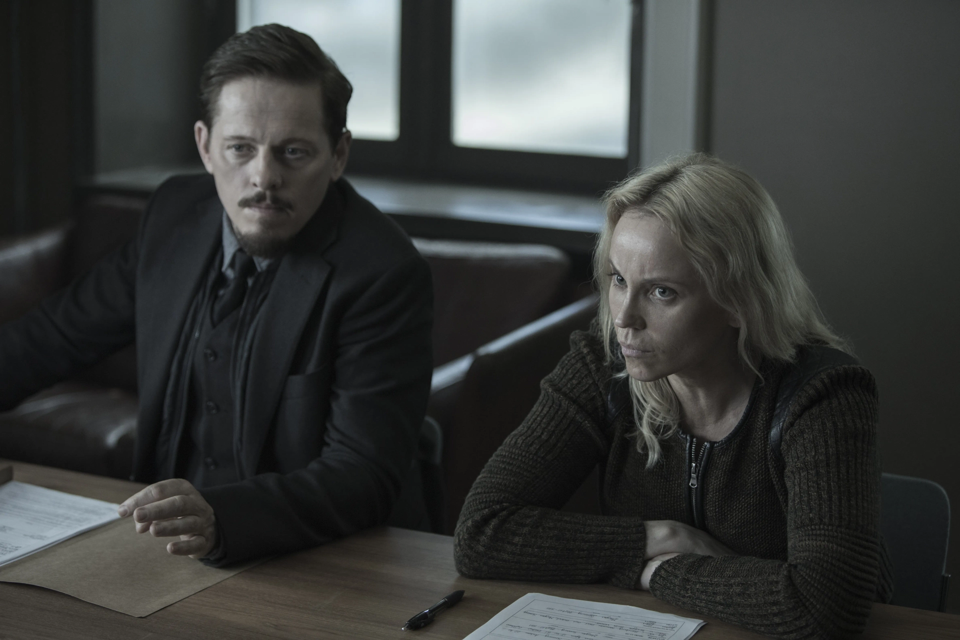 Sofia Helin and Thure Lindhardt in The Bridge (2011)