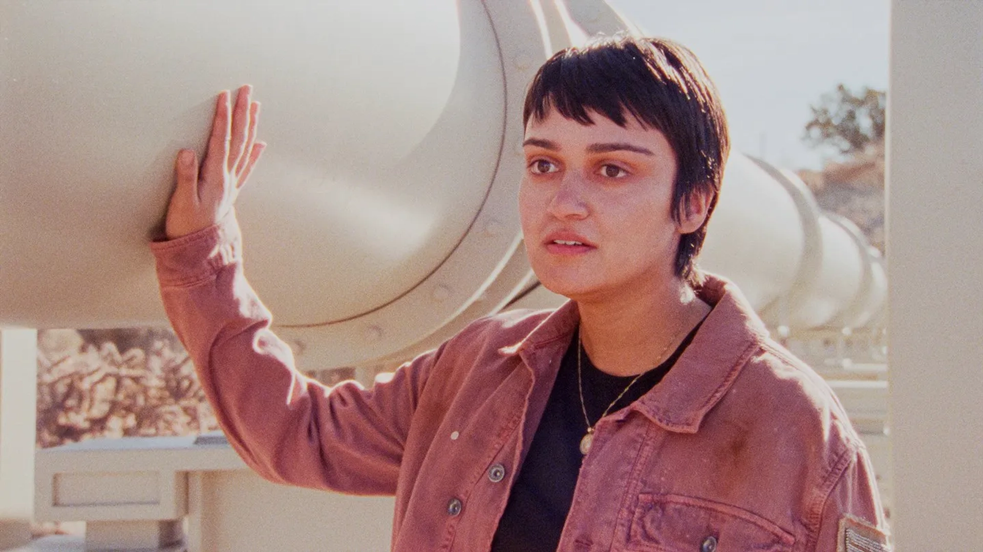 Ariela Barer in How to Blow Up a Pipeline (2022)