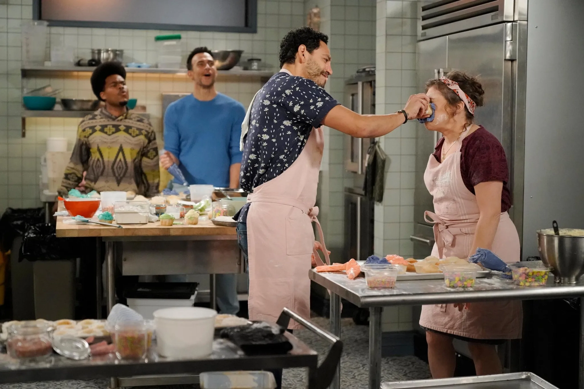 Mayim Bialik, Cheyenne Jackson, Julian Gant, and Christopher Rivas in Call Me Kat (2021)