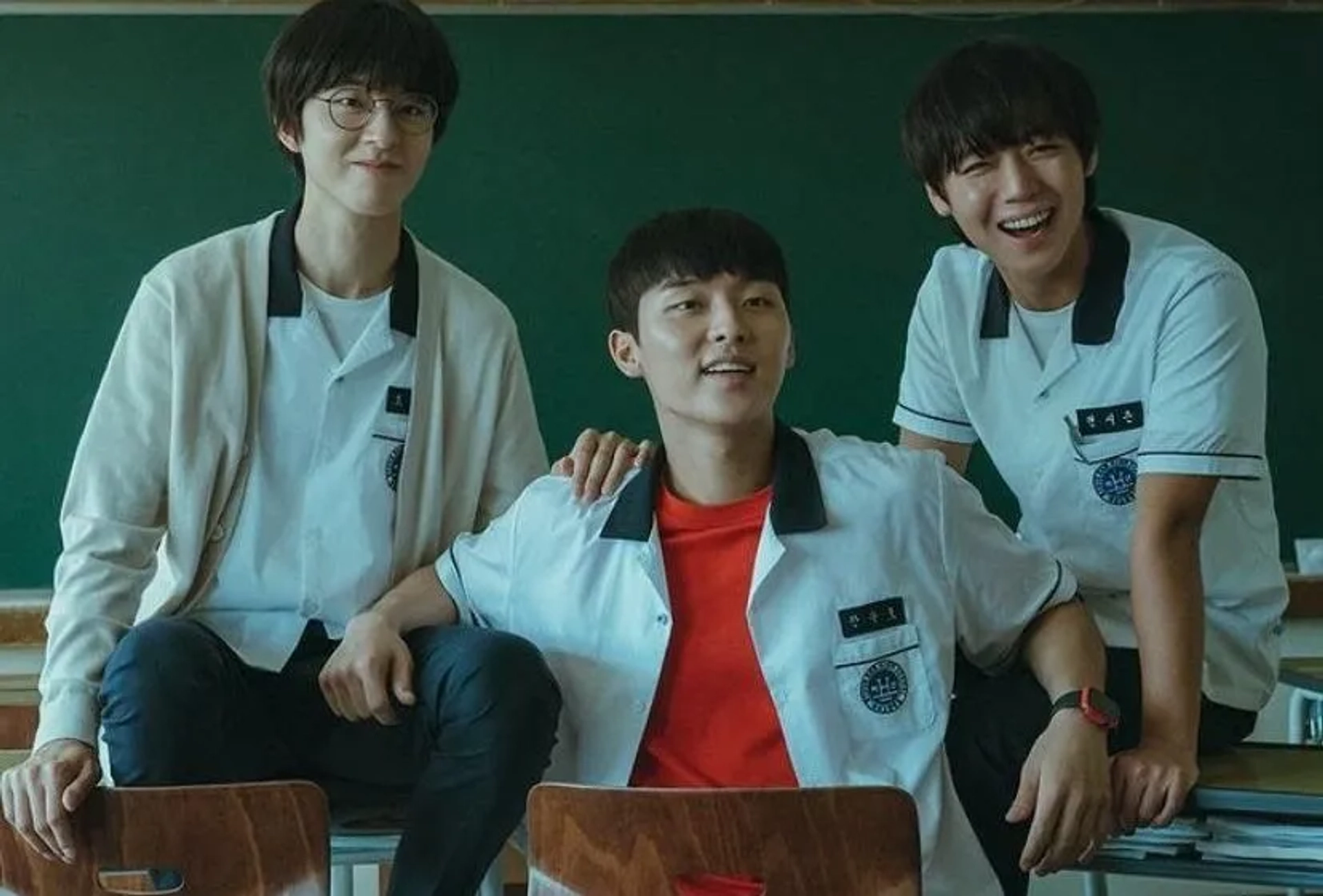 Choi Hyun-wook, Kyung Hong, and Park Ji-hoon in Weak Hero Class 1 (2022)