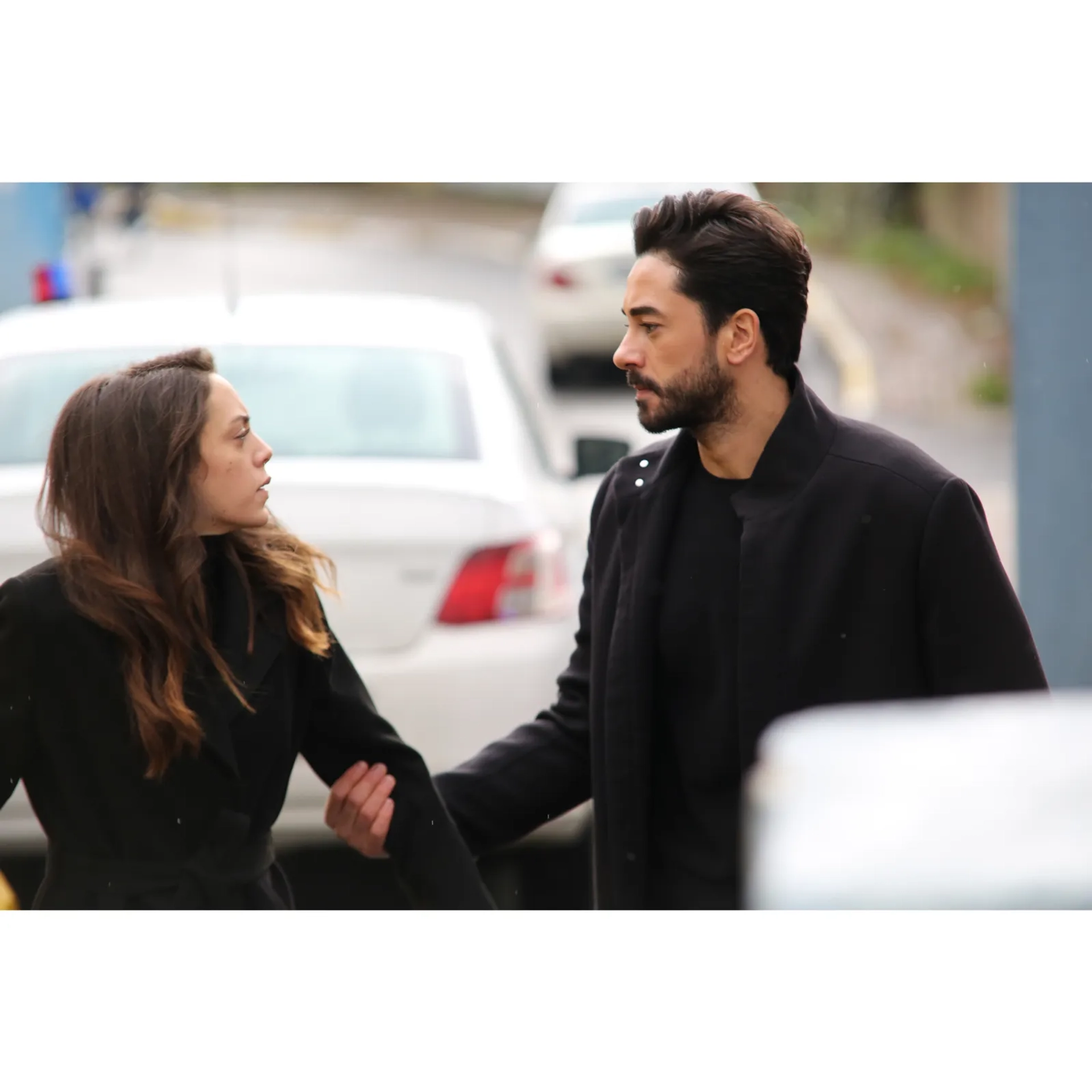 Öykü Karayel and Gökhan Alkan in Heartbeat (2017)