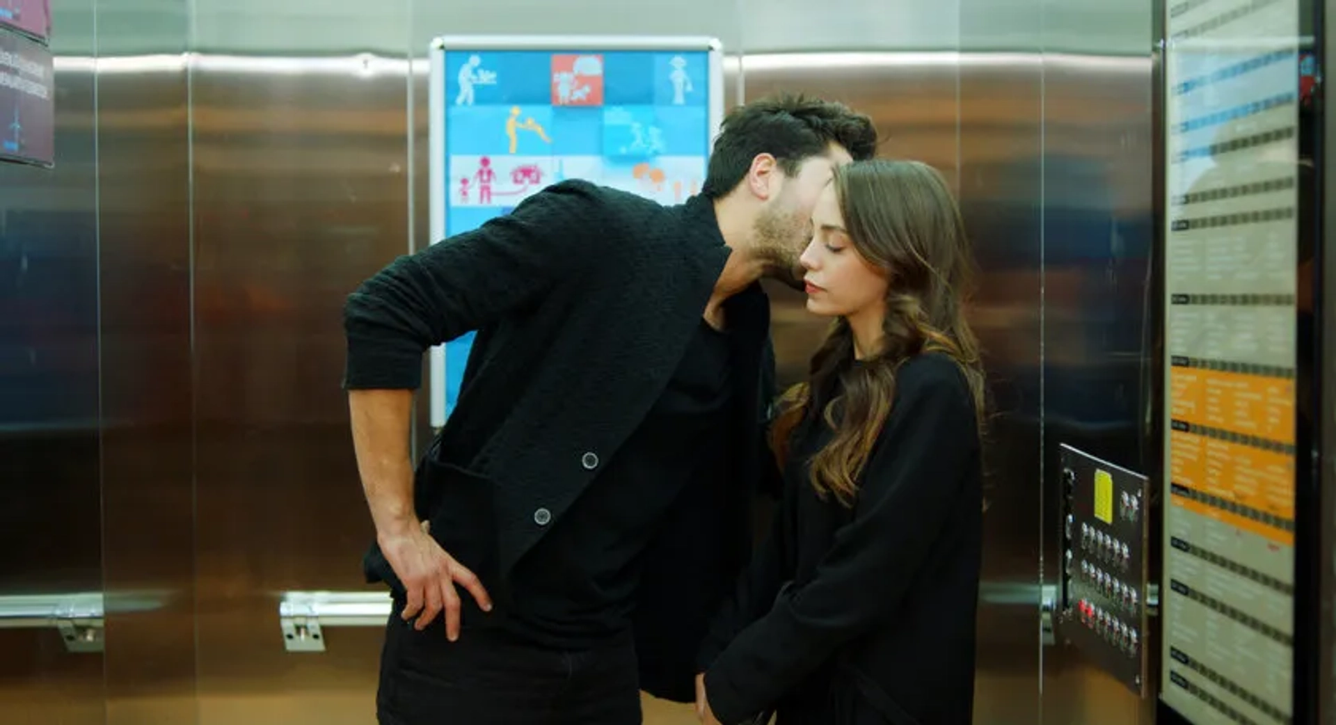 Öykü Karayel and Gökhan Alkan in Heartbeat (2017)