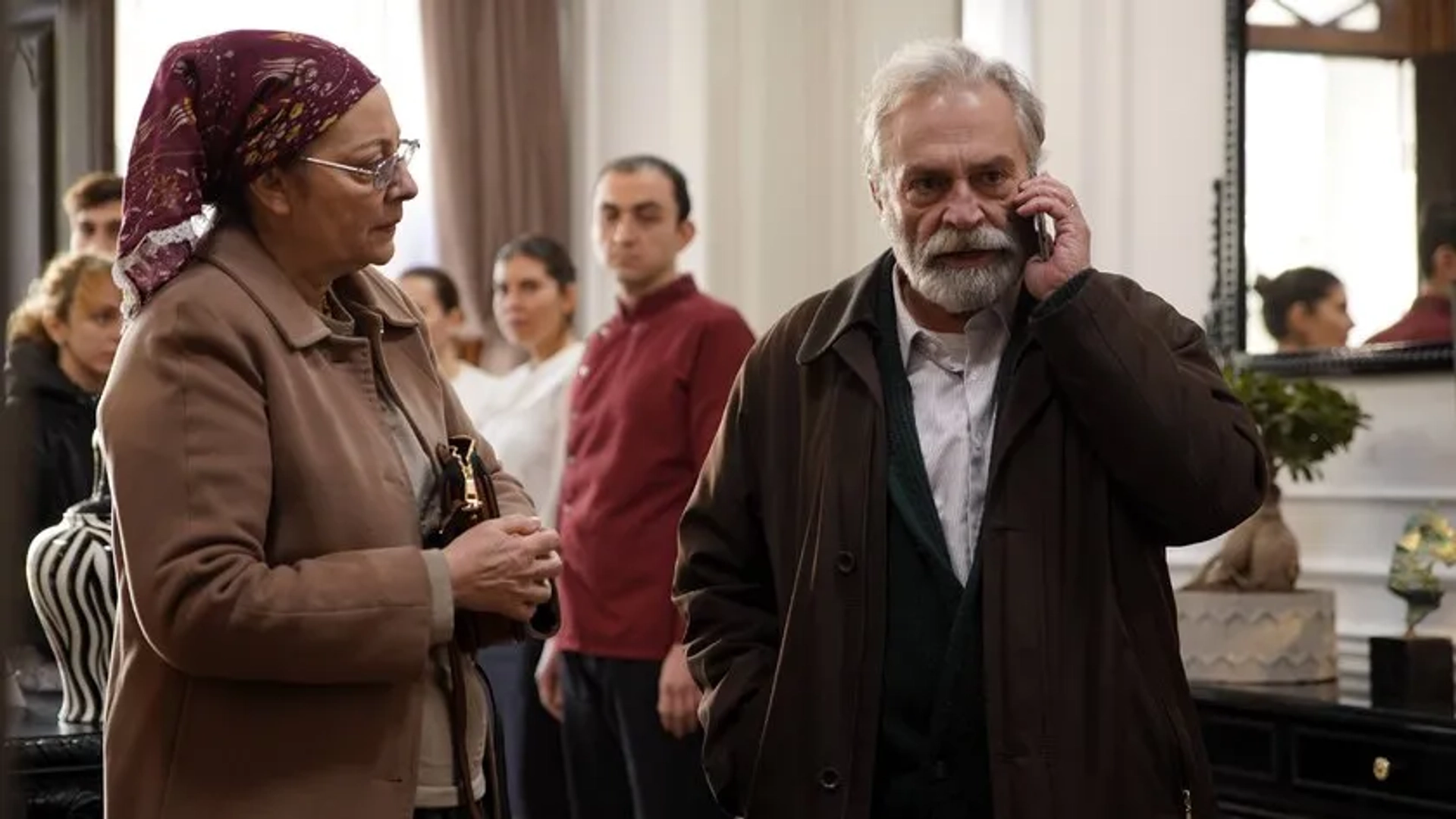 Haluk Bilginer and Ayda Aksel in Baba (2022)