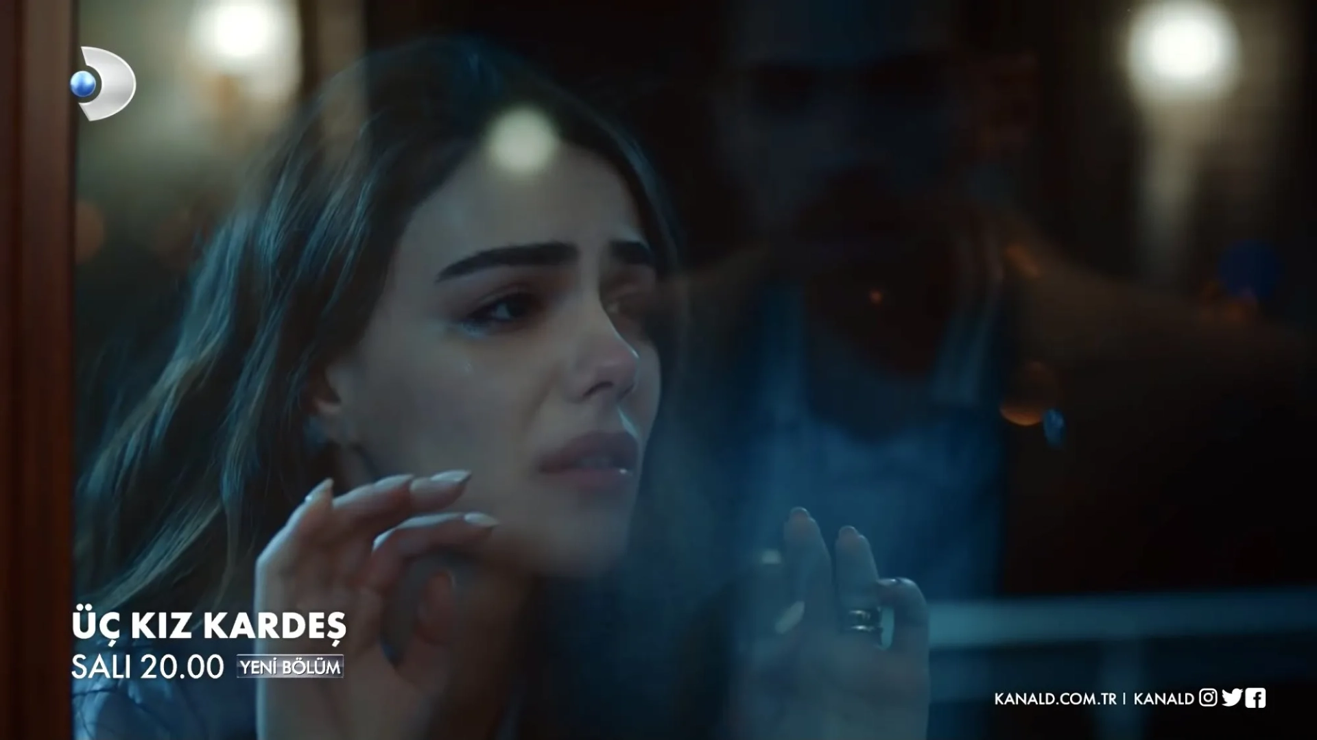 Berker Güven and Özgü Kaya in Three Sisters (2022)