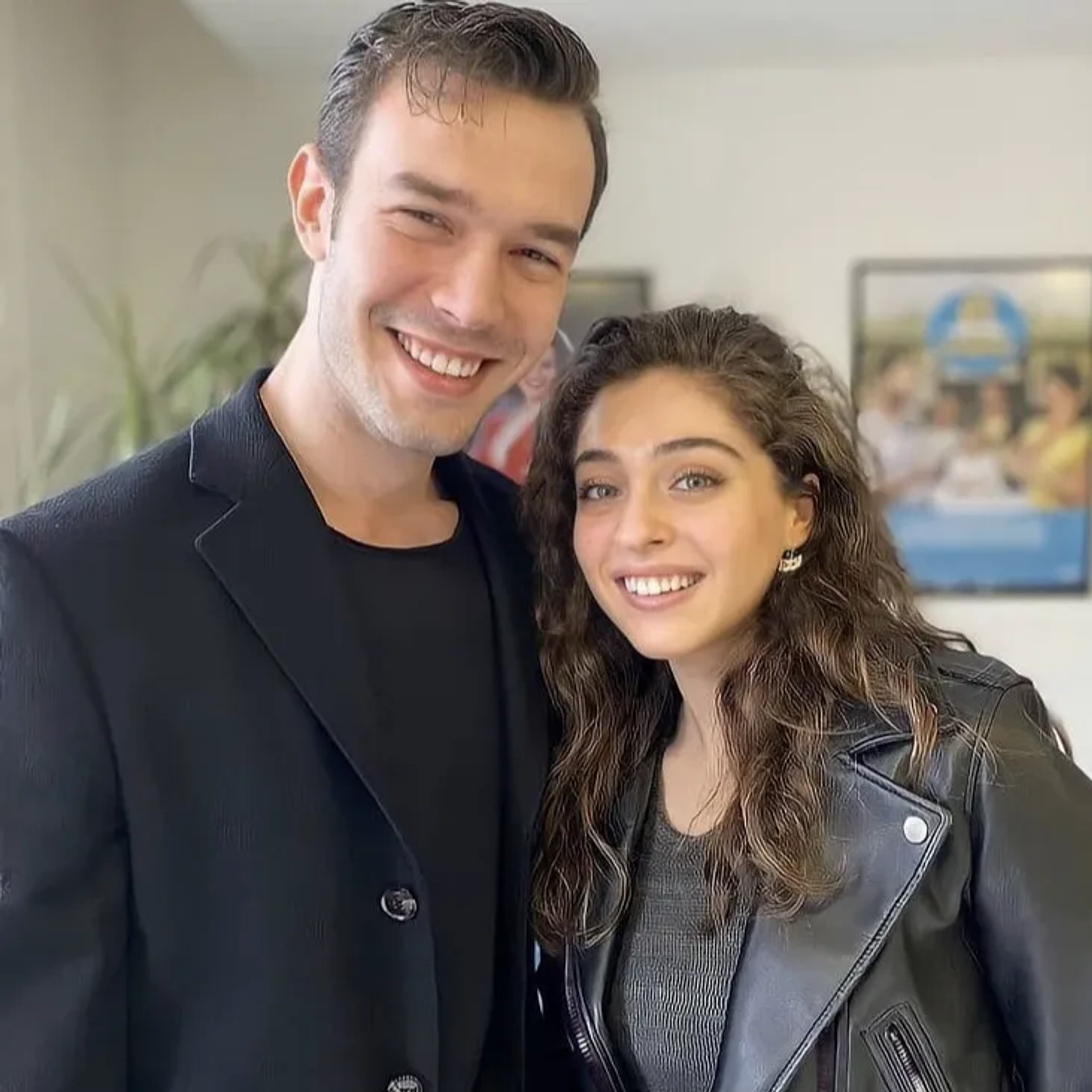 Cemre Baysel and Aytaç Sasmaz in Twist of Fate (2021)