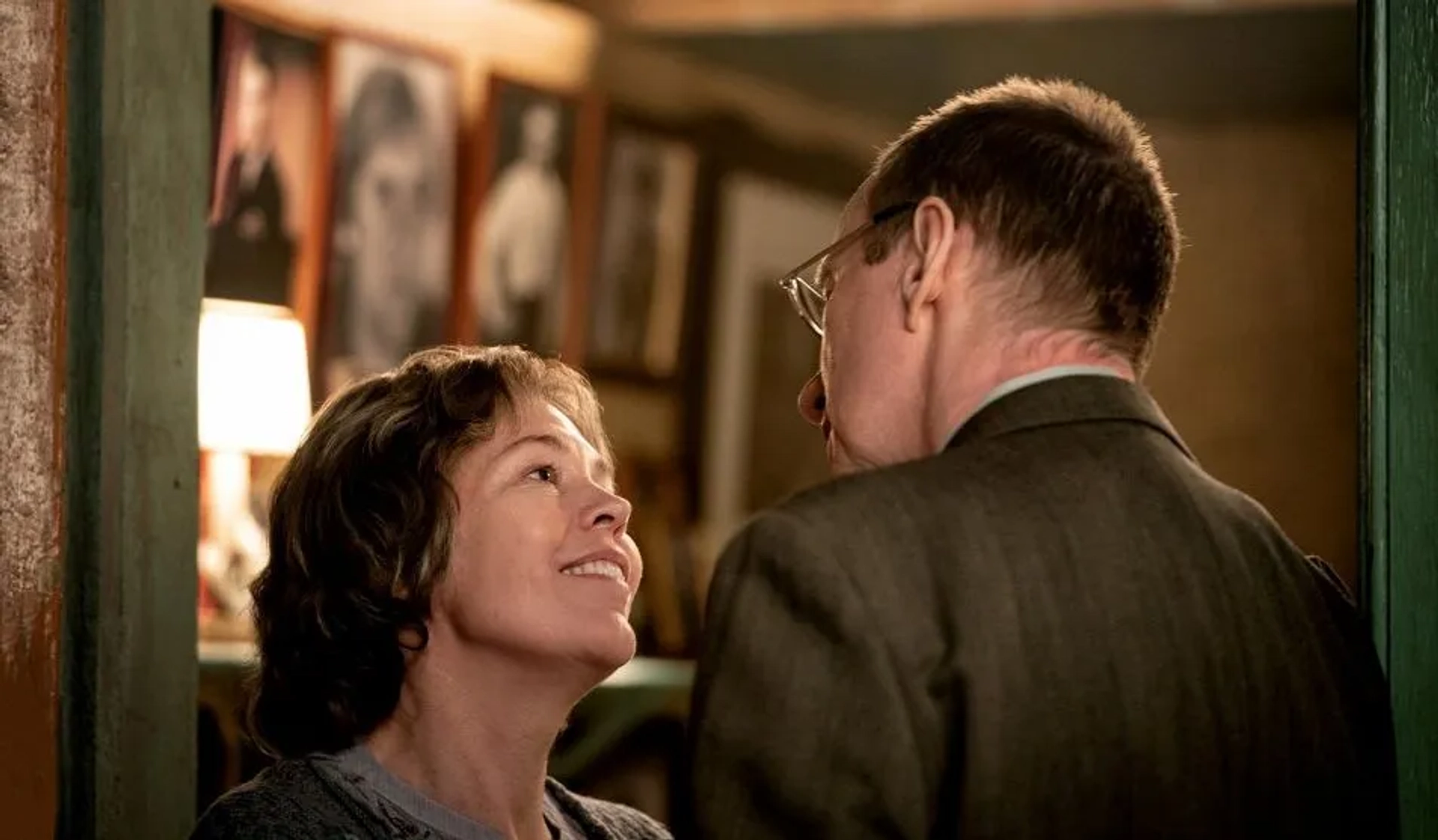 David Thewlis and Olivia Colman in Landscapers (2021)