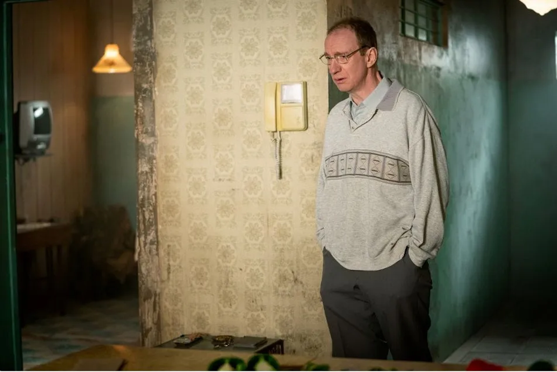 David Thewlis in Landscapers (2021)